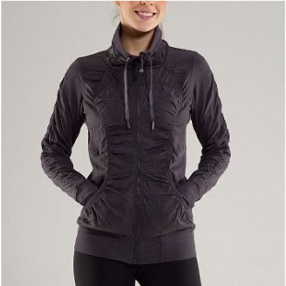 Lululemon Cool Down Reversible Jacket 6